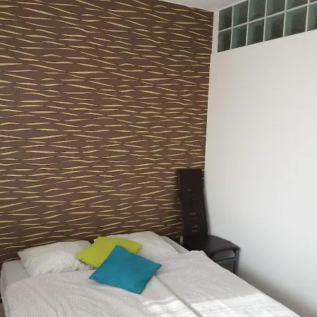 아파트 Blue Star 1 Wellness Apartman *